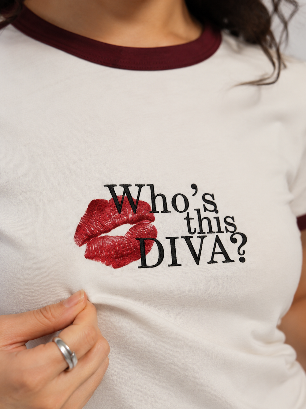 Who's This DIVA-Ringer Tee